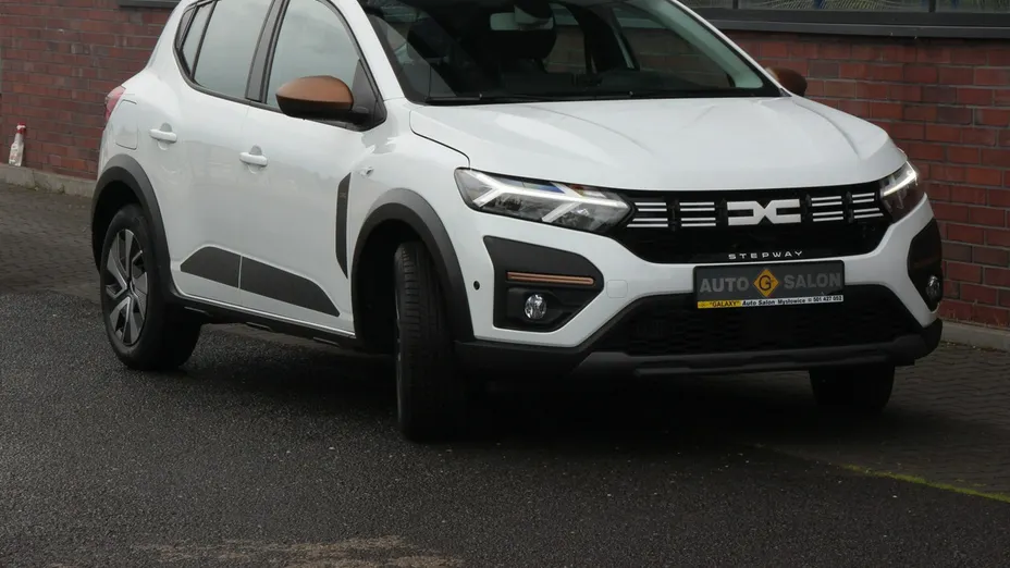 DACIA Sandero -
