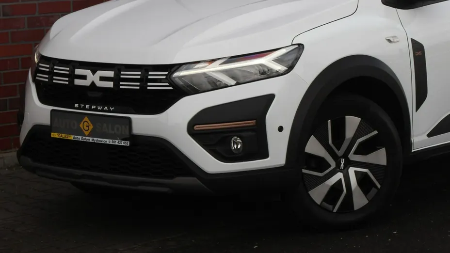 DACIA Sandero -