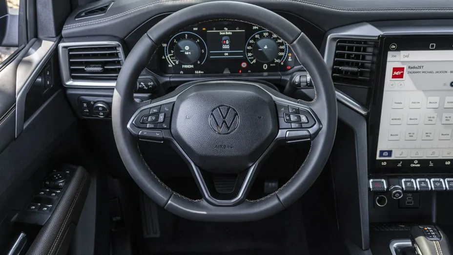 VOLKSWAGEN Amarok -