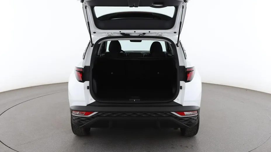 HYUNDAI Tucson -
