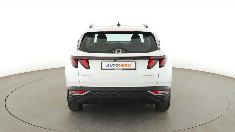 HYUNDAI Tucson -