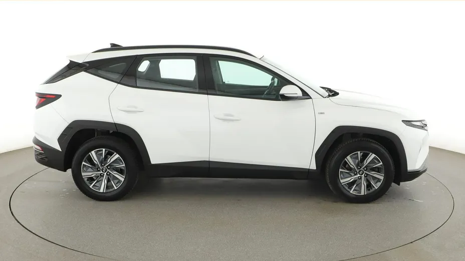 HYUNDAI Tucson -