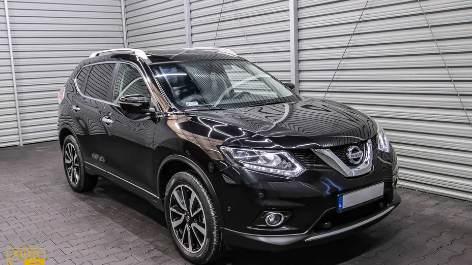 NISSAN X-Trail -