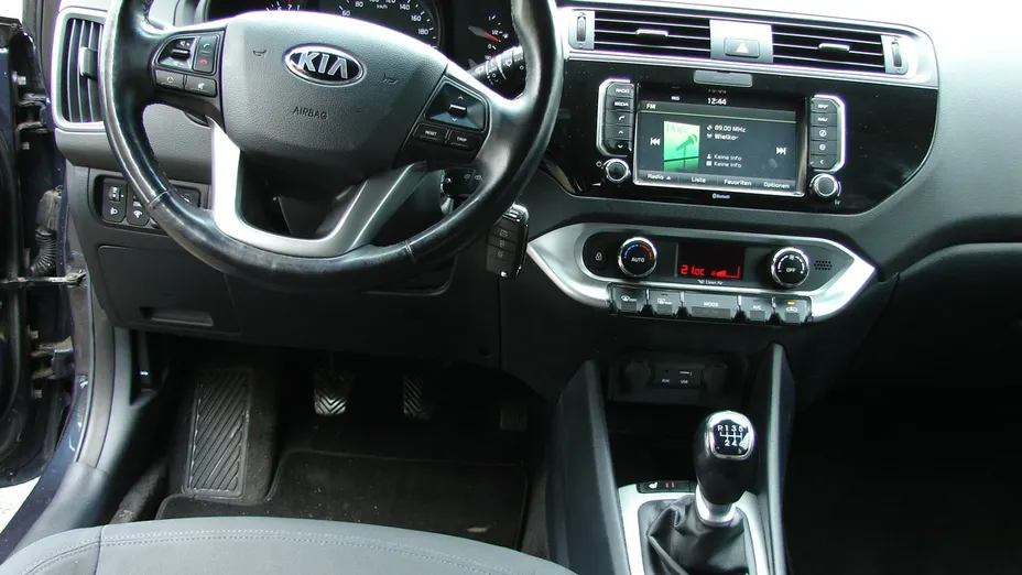 KIA Rio -
