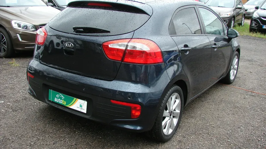 KIA Rio -
