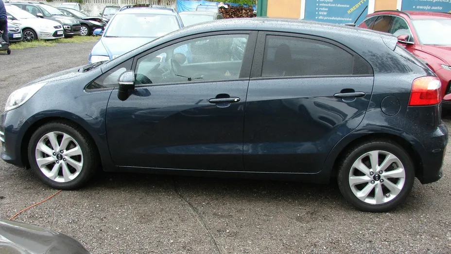 KIA Rio -