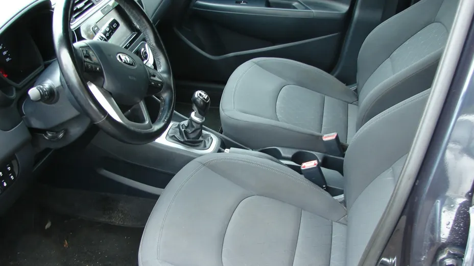 KIA Rio -