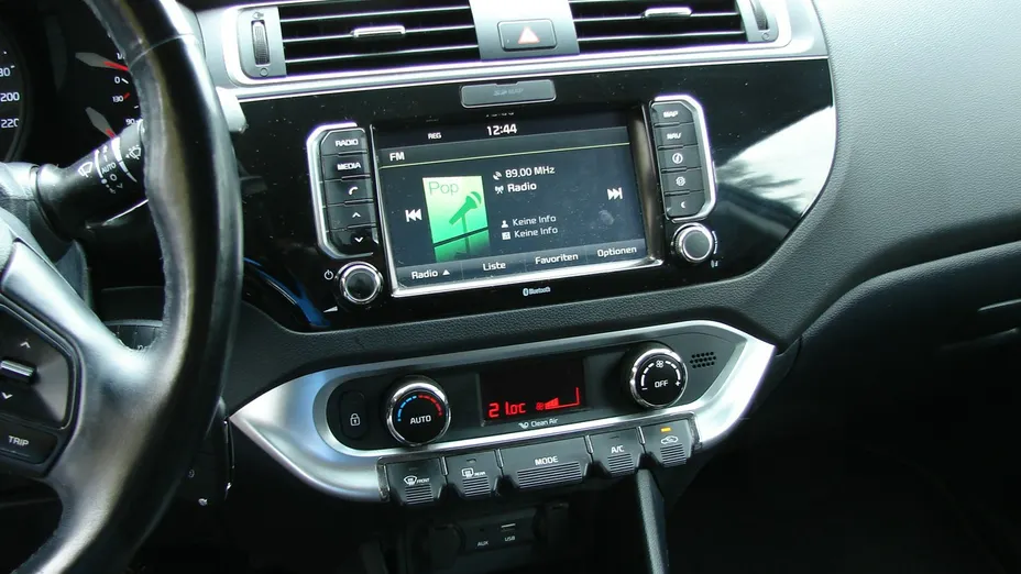 KIA Rio -