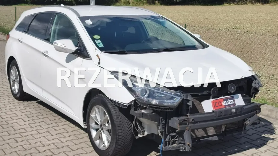 HYUNDAI i40 -