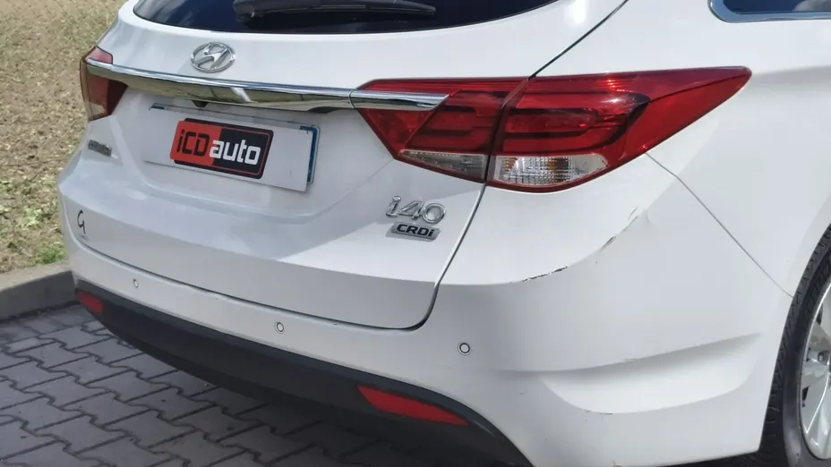HYUNDAI i40 -