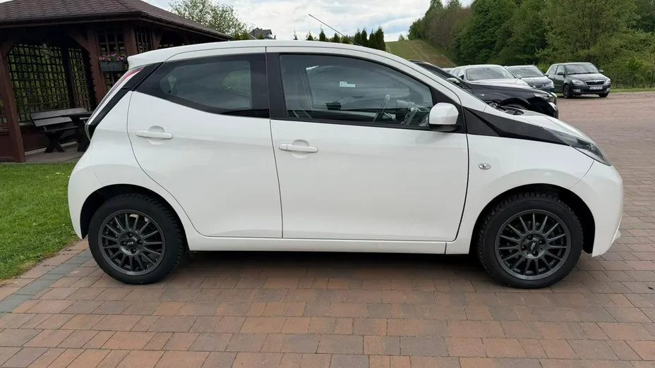TOYOTA Aygo -