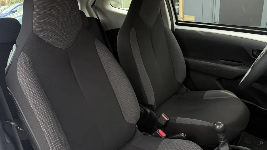 TOYOTA Aygo -