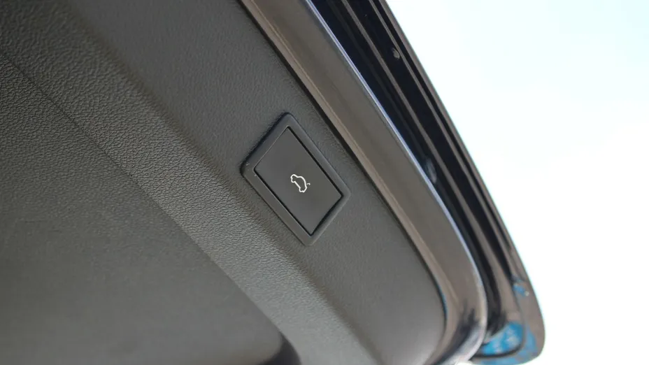 SKODA Superb -
