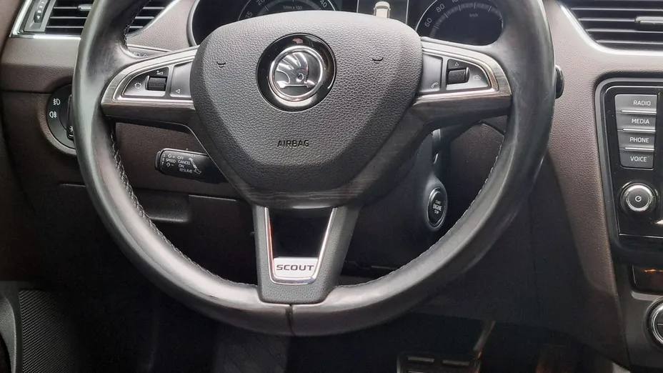 SKODA Octavia -