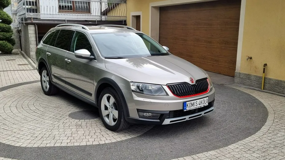 SKODA Octavia -