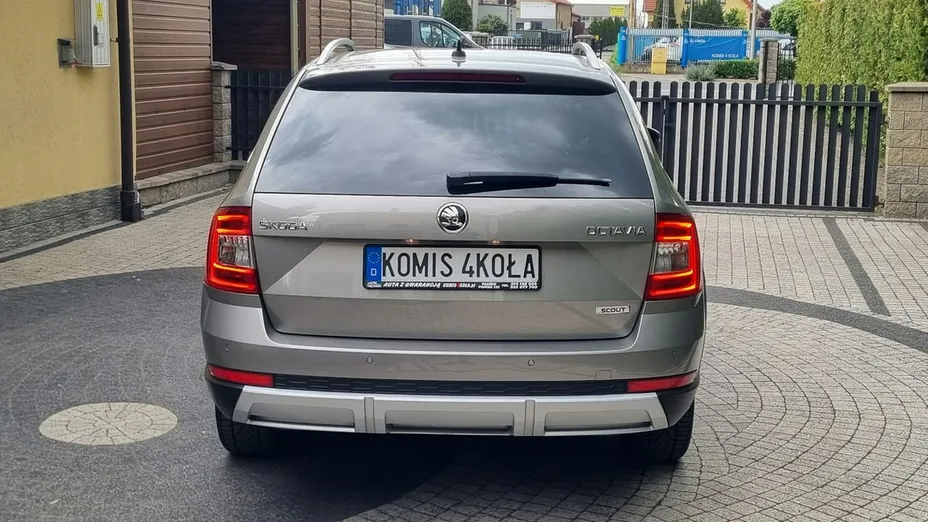 SKODA Octavia -