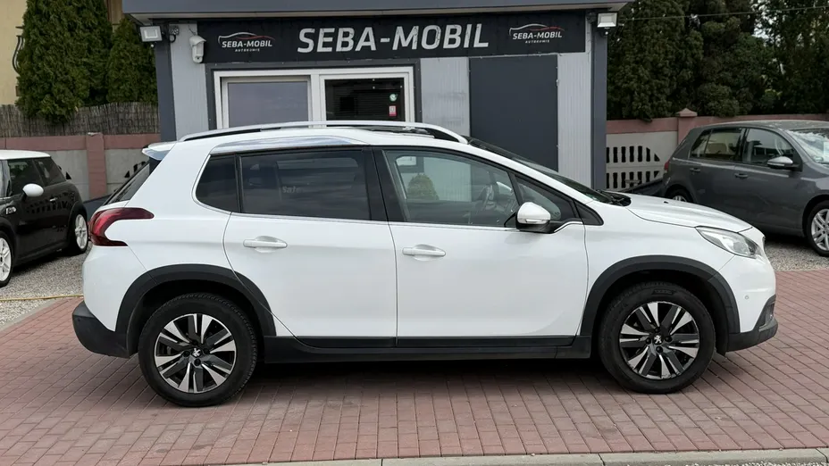 PEUGEOT 2008 -
