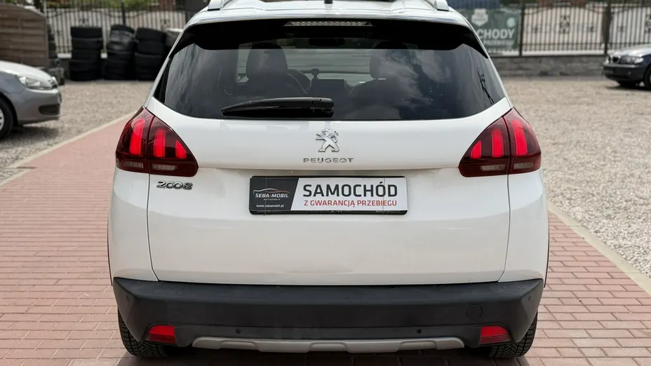 PEUGEOT 2008 -