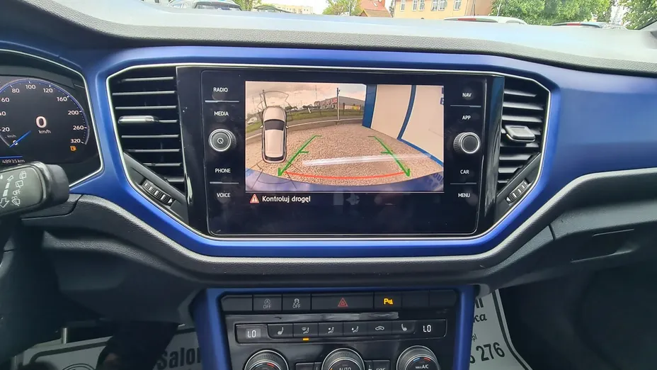 VOLKSWAGEN T-ROC -