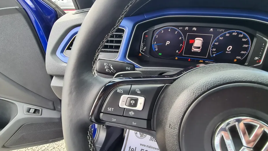 VOLKSWAGEN T-ROC -
