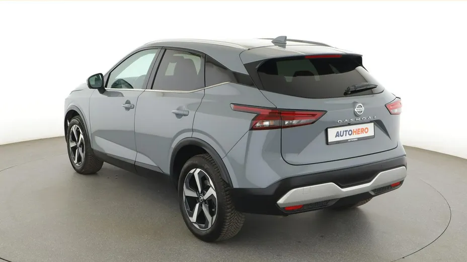 NISSAN Qashqai -