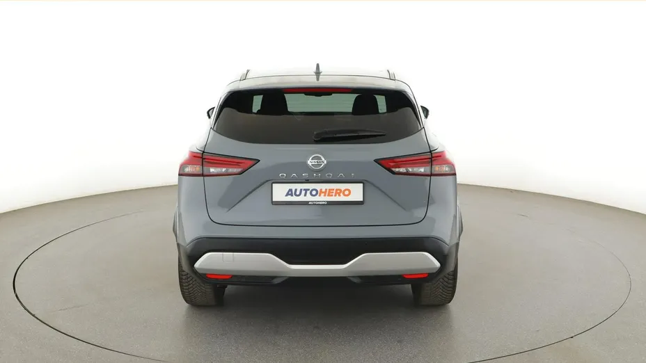 NISSAN Qashqai -