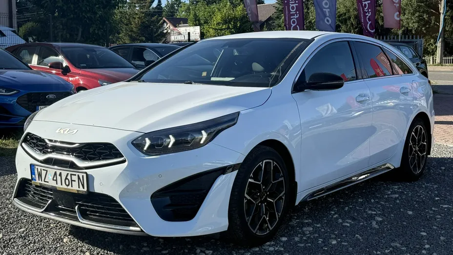 KIA ProCeed -
