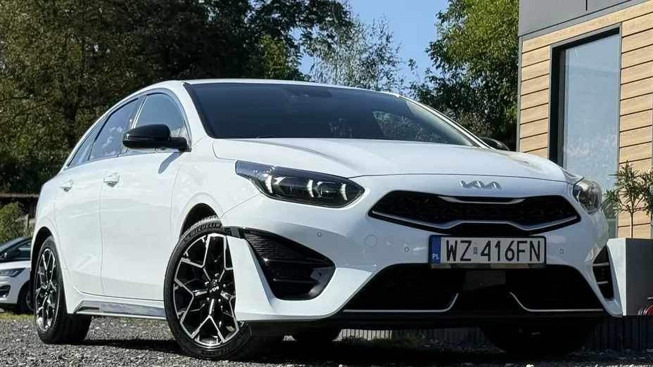 KIA ProCeed -
