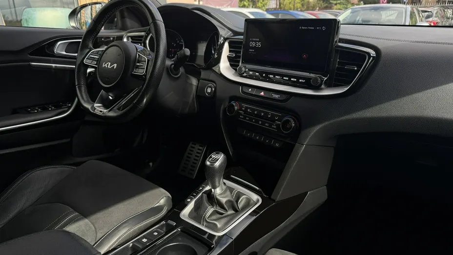KIA ProCeed -