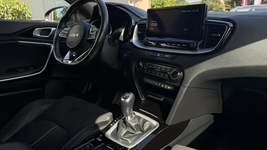 KIA ProCeed -