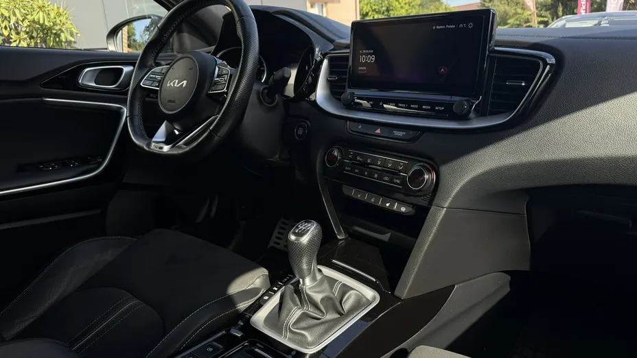 KIA ProCeed -