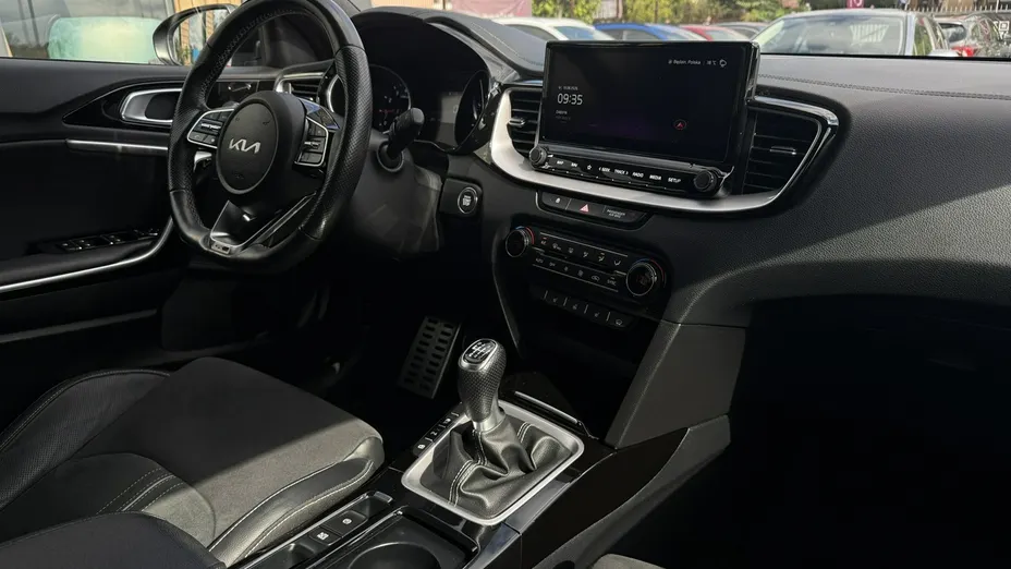 KIA ProCeed -