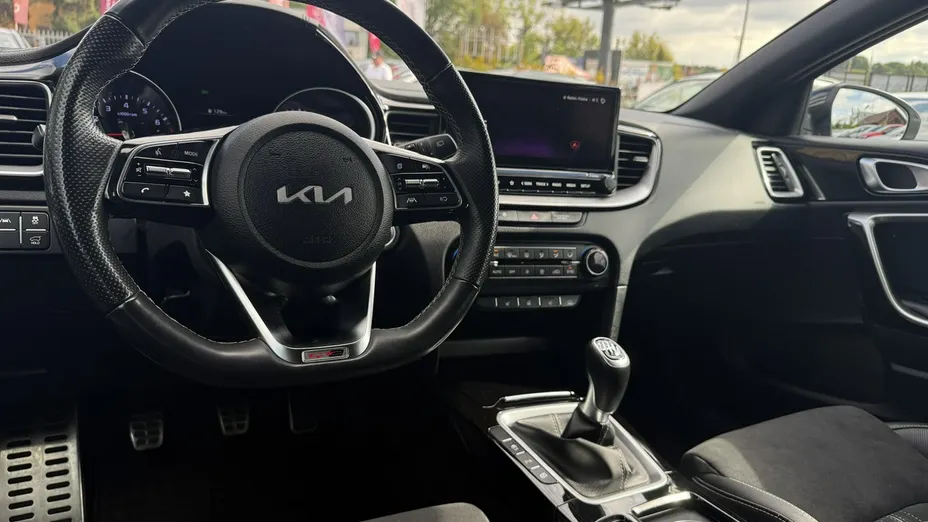 KIA ProCeed -
