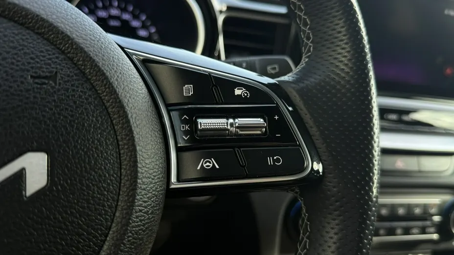 KIA ProCeed -