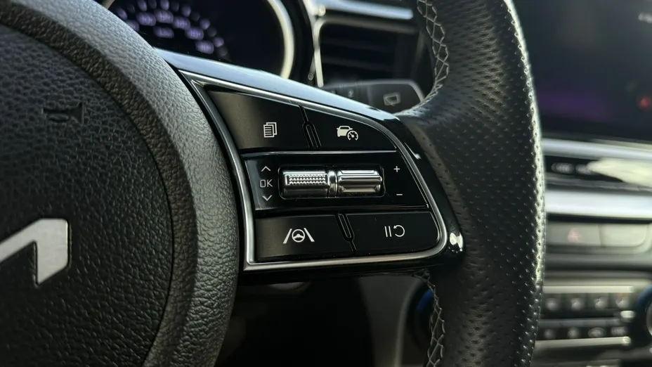 KIA ProCeed -