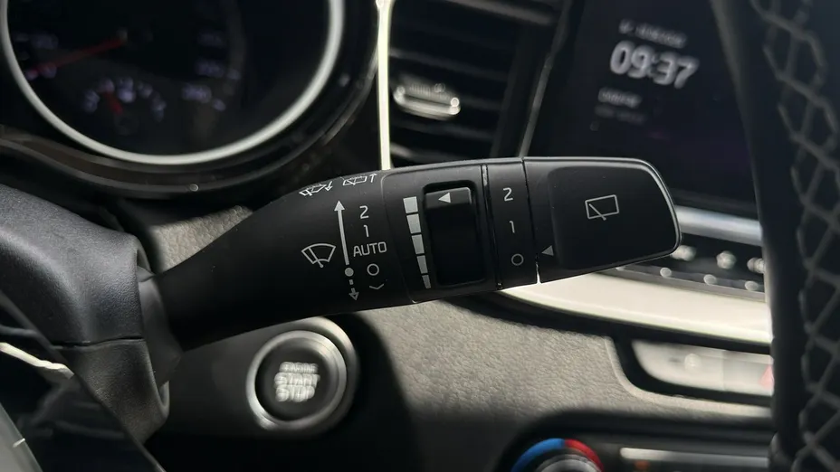KIA ProCeed -