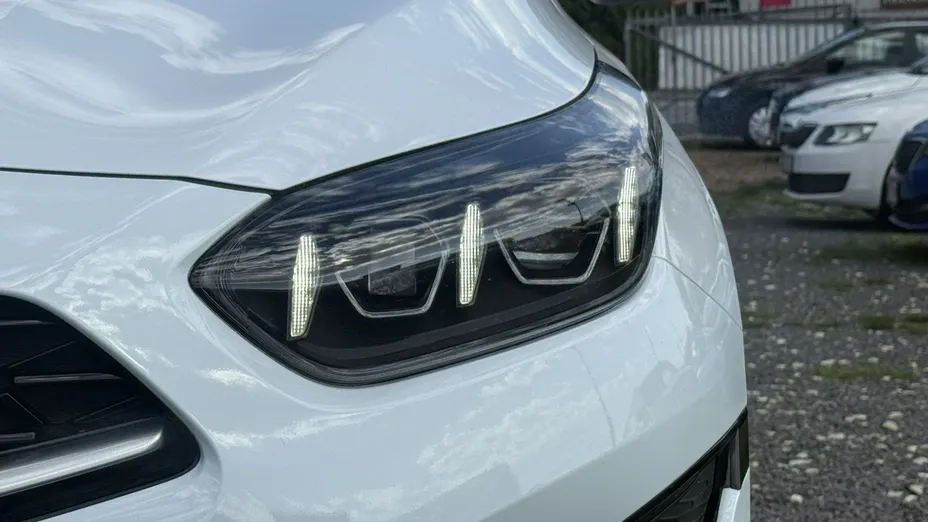 KIA ProCeed -