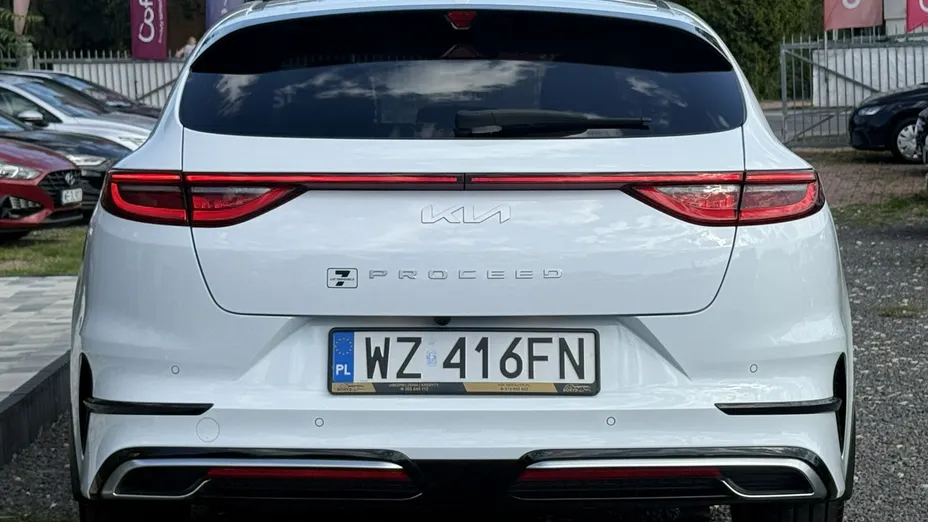 KIA ProCeed -