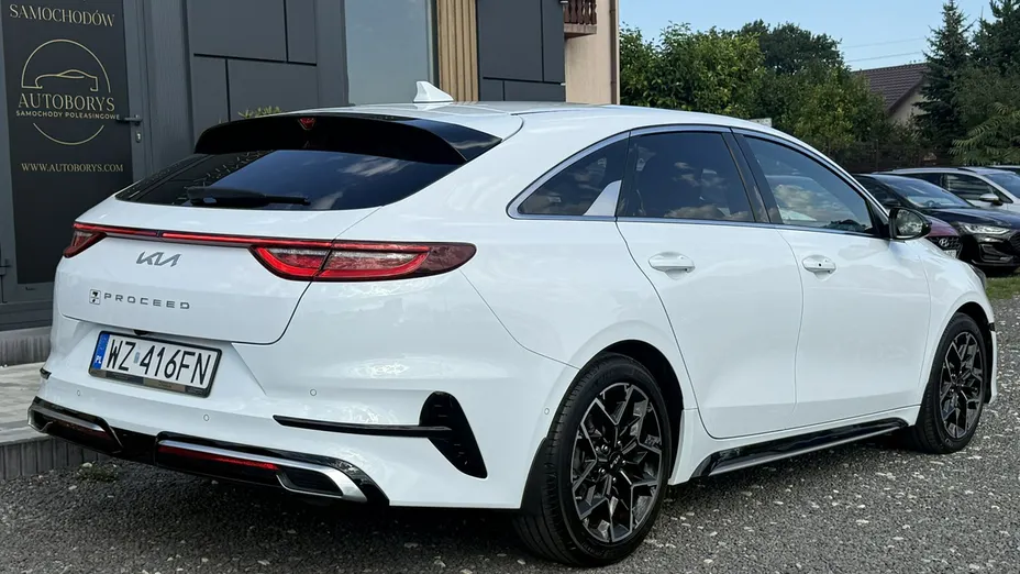 KIA ProCeed -