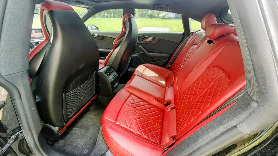 AUDI S5 Sportback -