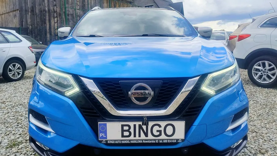 NISSAN Qashqai -