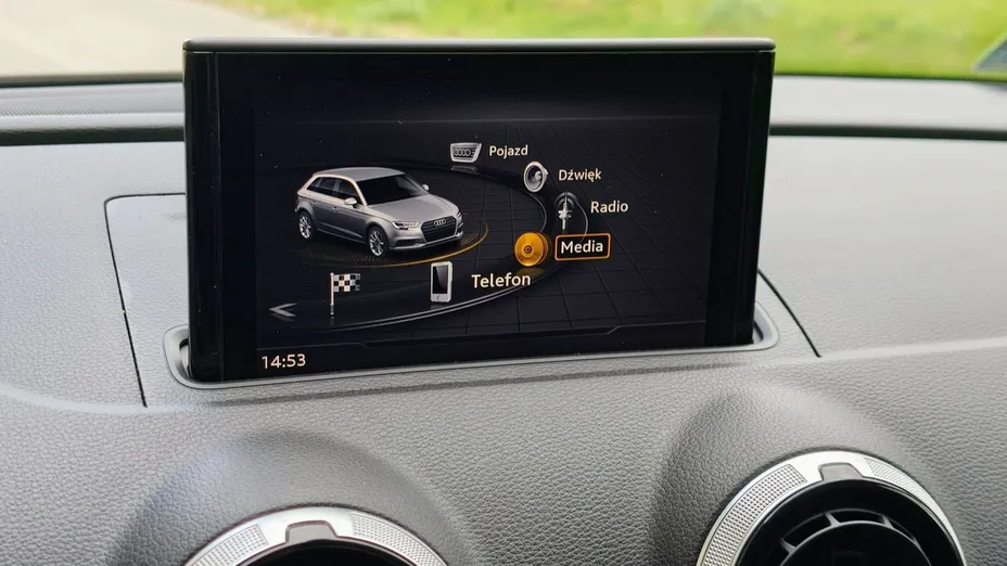 AUDI A3 Sportback -