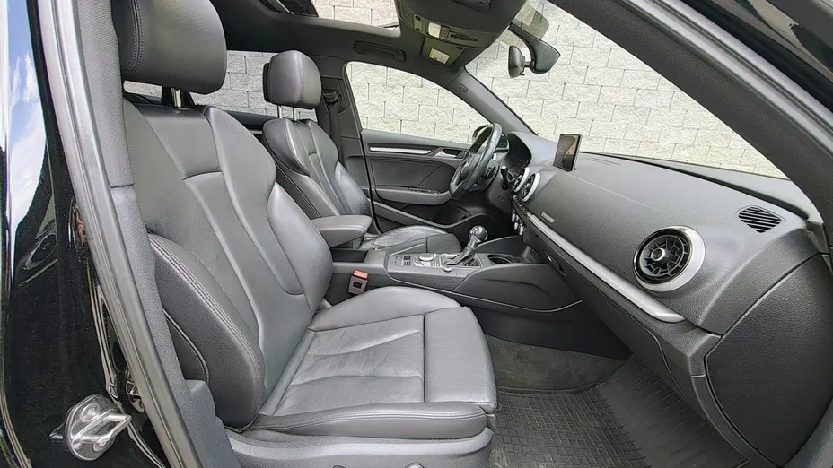 AUDI A3 Sportback -
