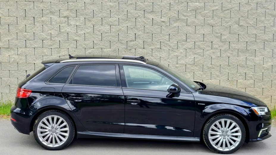 AUDI A3 Sportback -