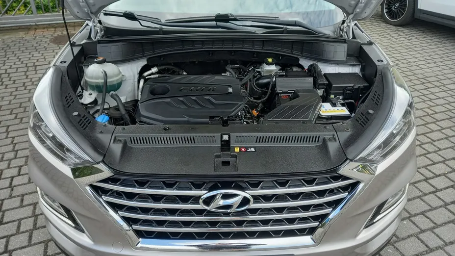 HYUNDAI Tucson -