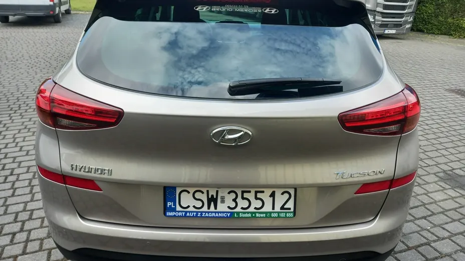 HYUNDAI Tucson -