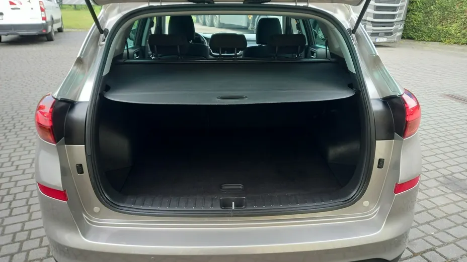 HYUNDAI Tucson -