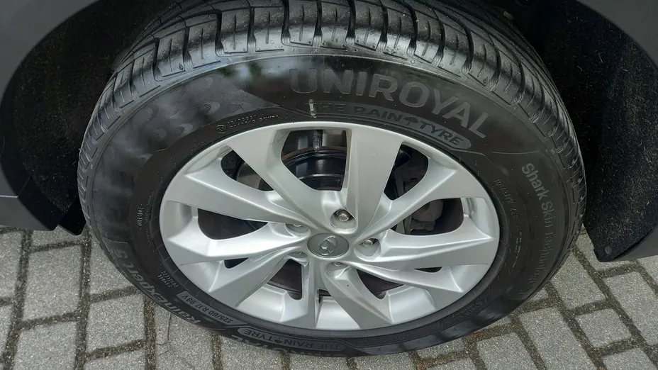 HYUNDAI Tucson -