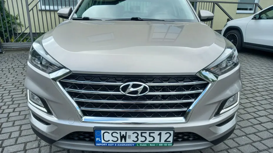 HYUNDAI Tucson -