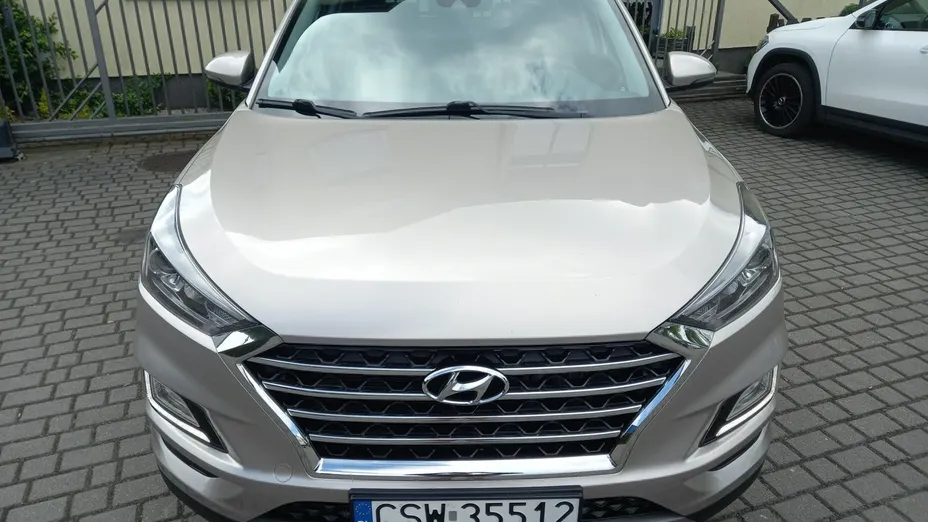 HYUNDAI Tucson -